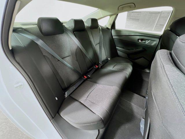 Photo of 2025 Platinum White Pearl Honda Accord