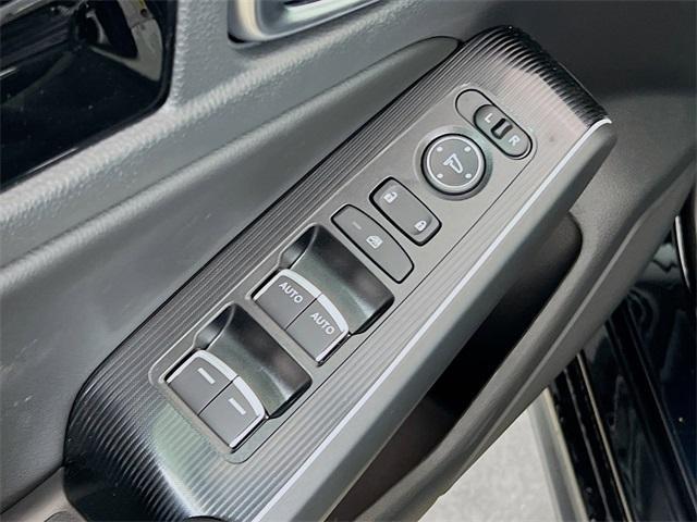 Photo of 2025 Crystal Black Pearl Honda Civic Hybrid