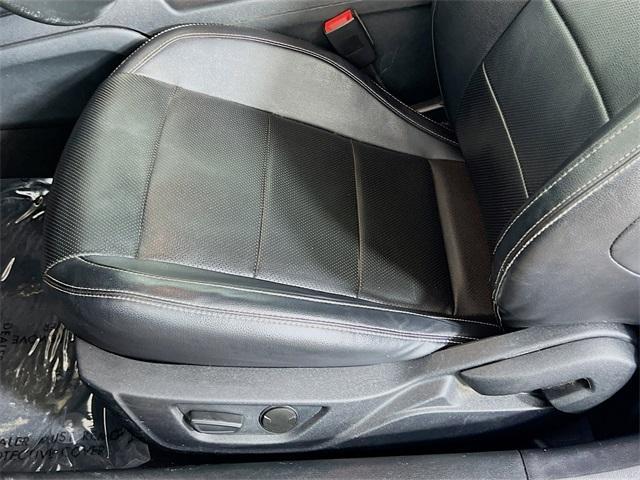 Photo of 2021 Velocity Blue Metallic Ford Mustang