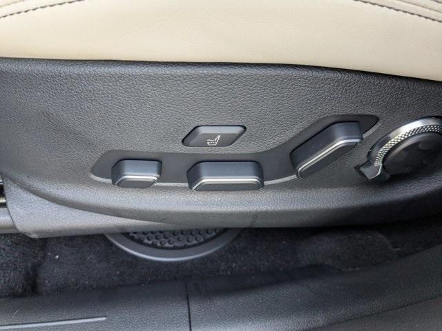 Photo of 2025 Black Genesis GV70
