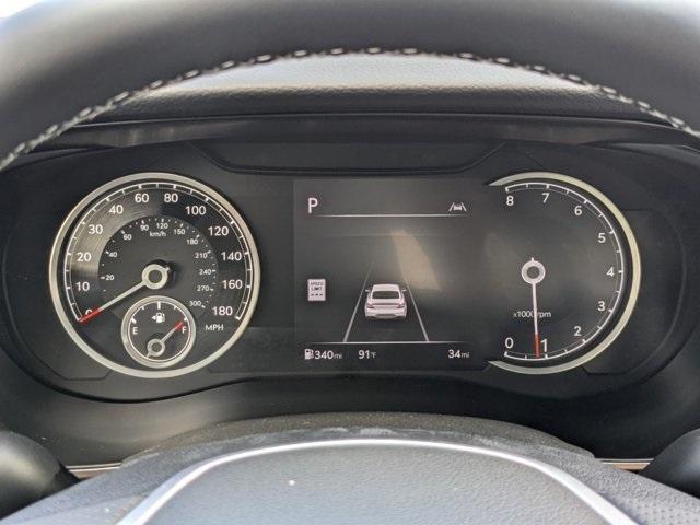 Photo of 2025 Black Genesis G70