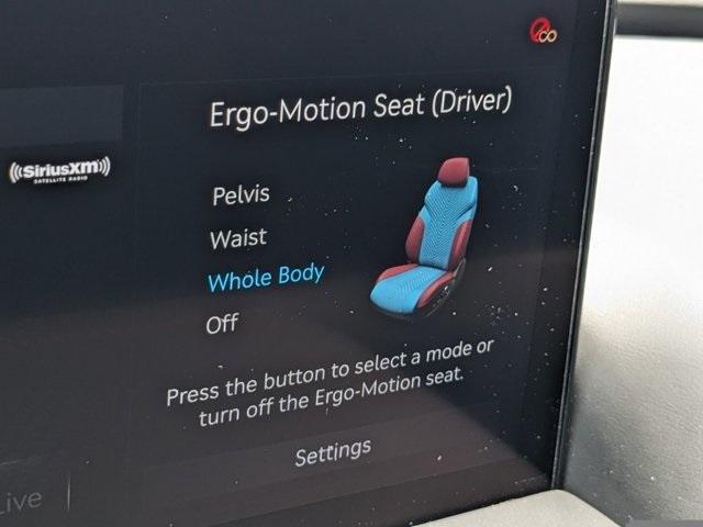 Photo of 2024 Alta White Genesis G80
