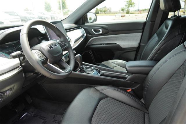 Photo of 2024 Bright White Clearcoat Jeep Compass