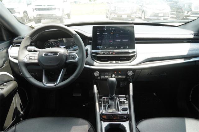 Photo of 2024 Bright White Clearcoat Jeep Compass