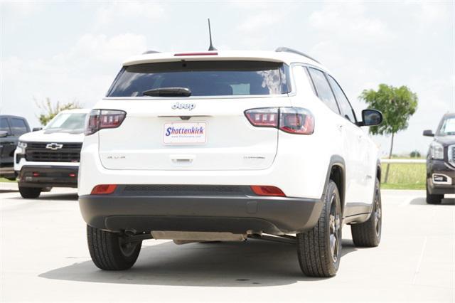 Photo of 2024 Bright White Clearcoat Jeep Compass