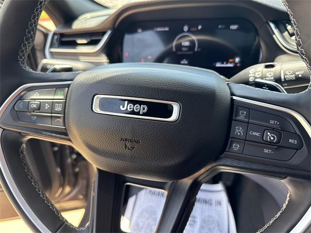 Photo of 2024 Baltic Gray Metallic Clearcoat Jeep Grand Cherokee