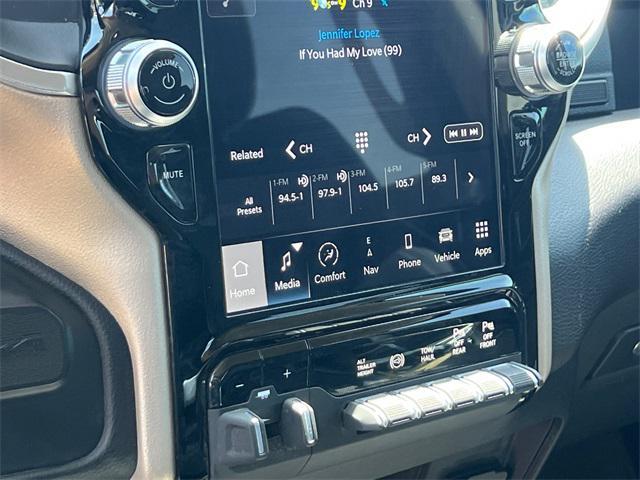 Photo of 2023 Bright White Clearcoat RAM 2500