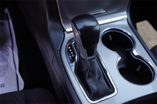 Photo of 2022 Diamond Black Crystal Pearlcoat Jeep Grand Cherokee