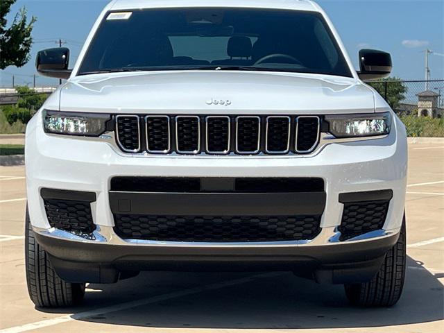 Photo of 2025 Bright White Clearcoat Jeep Grand Cherokee L