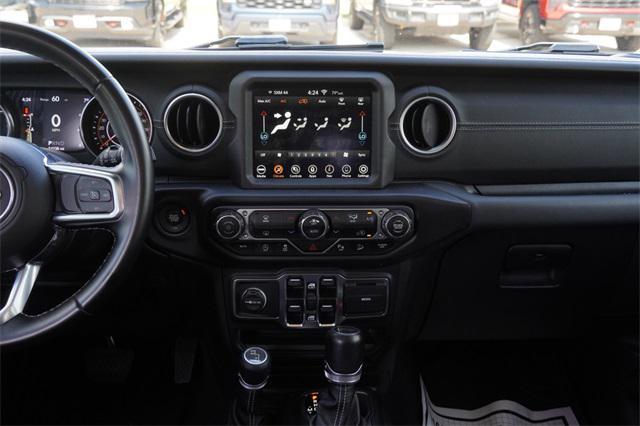 Photo of 2020 Black Clearcoat Jeep Wrangler Unlimited