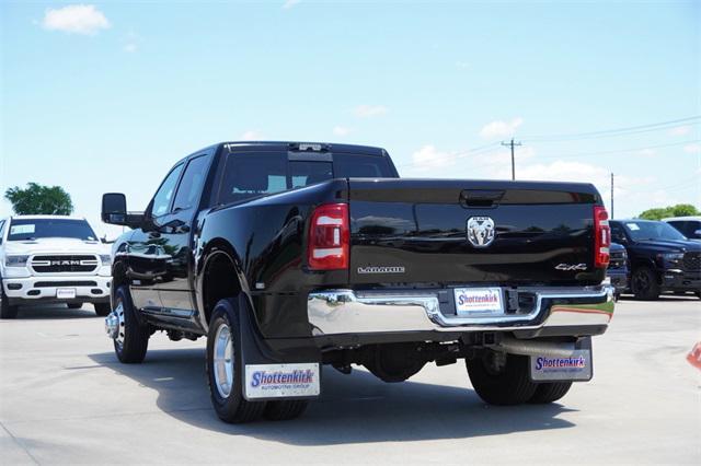 Photo of 2024 Diamond Black Crystal Pearlcoat RAM 3500