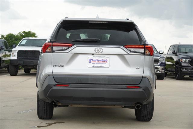 Photo of 2020 Magnetic Gray Metallic Toyota RAV4