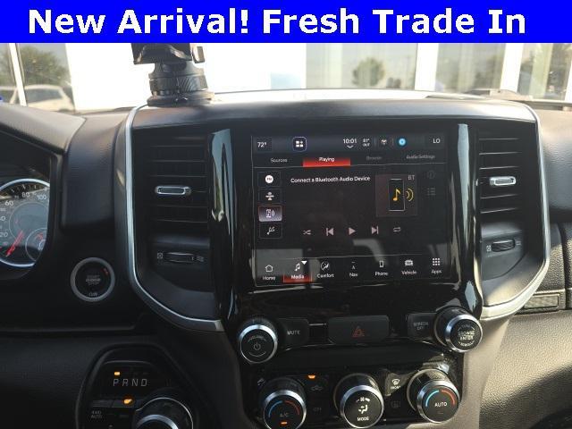 Photo of 2022 Diamond Black Crystal Pearlcoat RAM 1500
