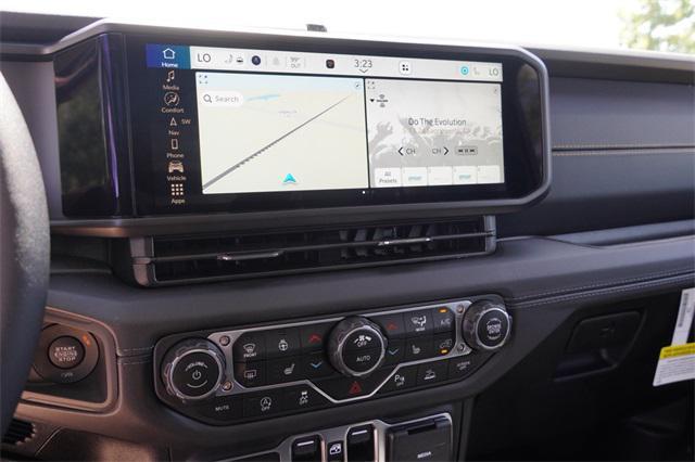 Photo of 2025 Granite Jeep Wrangler