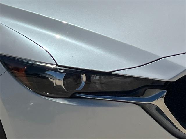 Photo of 2018 Snowflake White Pearl Mica Mazda CX-5