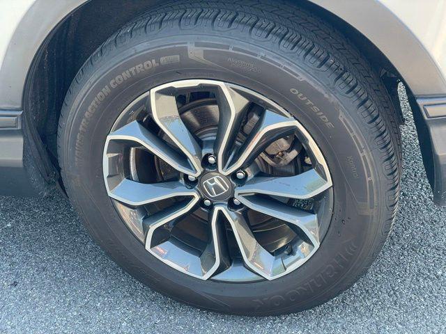 Photo of 2021 Platinum White Pearl Honda CR-V Hybrid