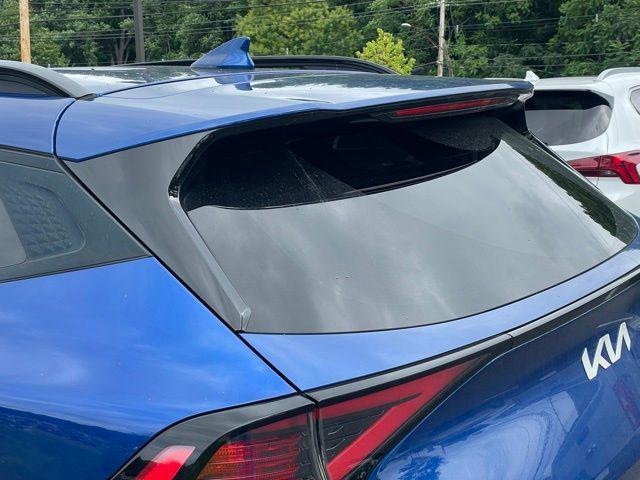 Photo of 2023 Sapphire Blue Kia Sportage