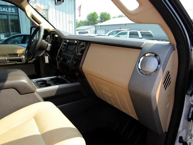 Photo of 2011 White Ford F-250