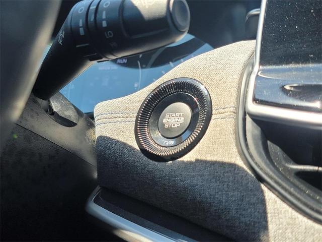 Photo of 2022 Silver Jeep Compass