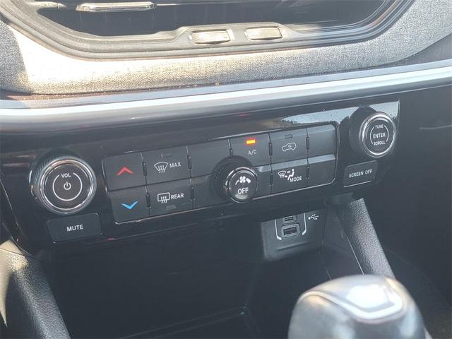 Photo of 2022 Silver Jeep Compass