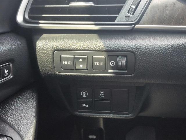 Photo of 2021 Black Honda Accord Hybrid