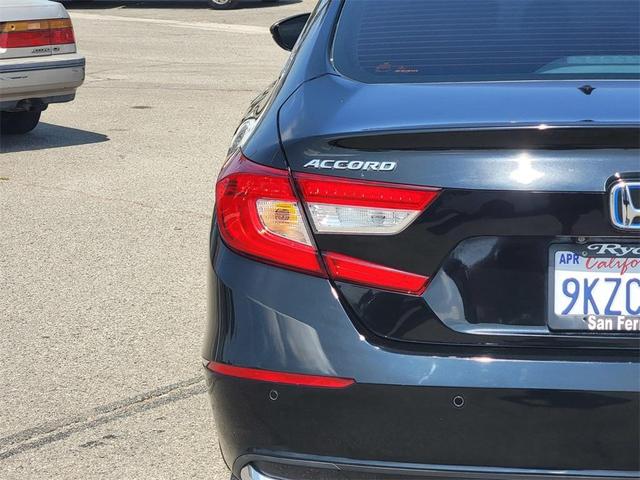 Photo of 2021 Black Honda Accord Hybrid