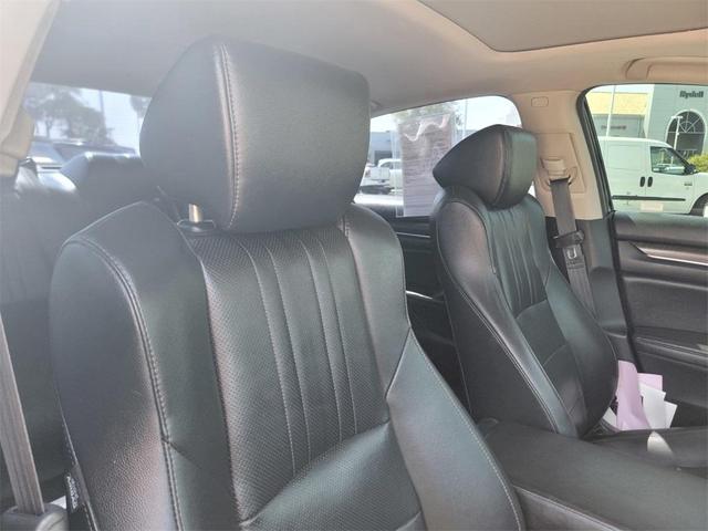 Photo of 2021 Black Honda Accord Hybrid