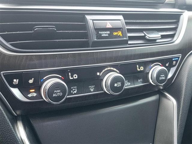 Photo of 2021 Black Honda Accord Hybrid