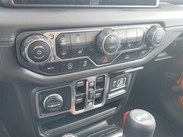 Photo of 2025 Orange Jeep Wrangler