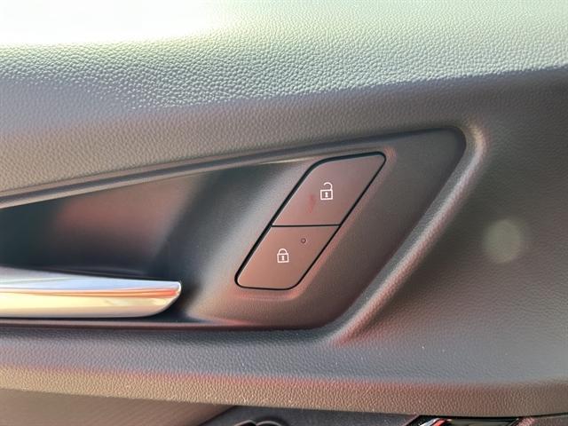 Photo of 2026 Blue Chevrolet Equinox