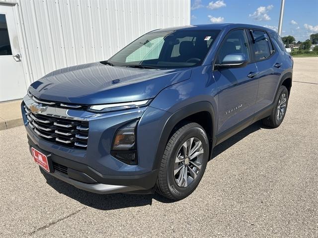 Photo of 2026 Blue Chevrolet Equinox