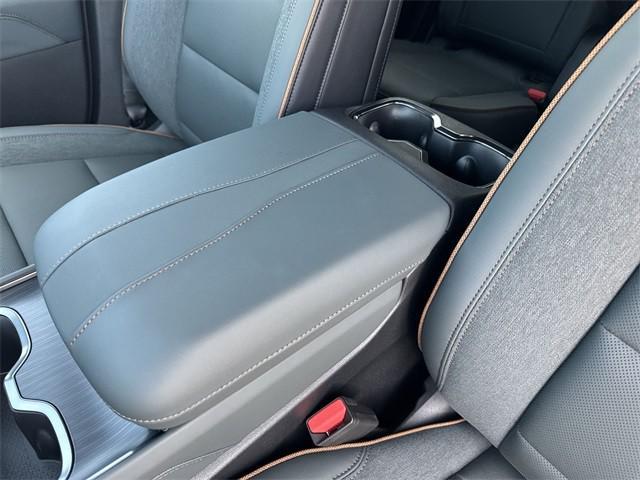 Photo of 2026 Ebony Twilight Metallic GMC Acadia
