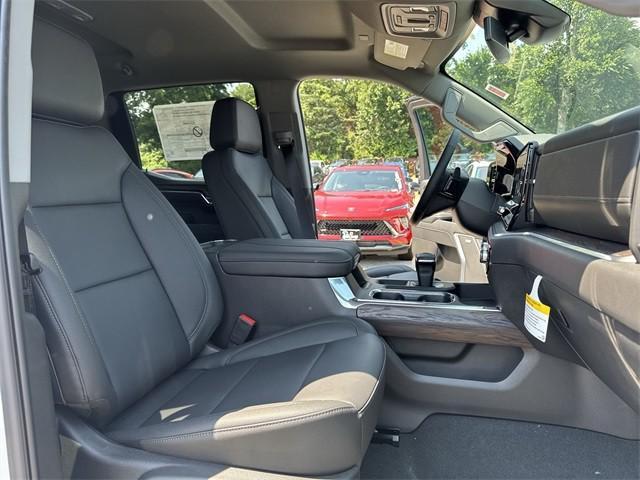 Photo of 2025 Summit White GMC Sierra 1500