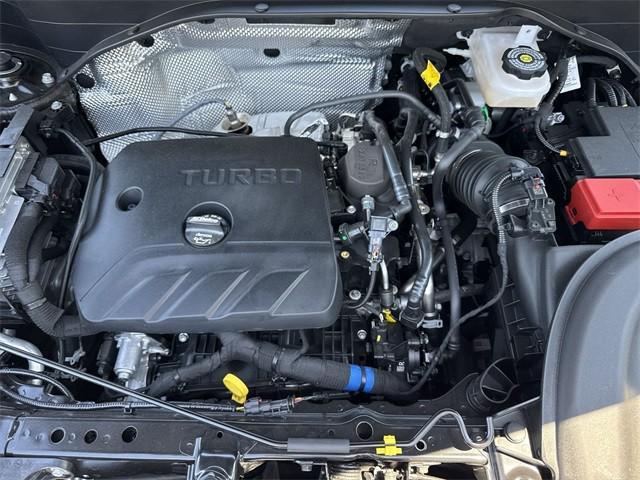 Photo of 2025 Ebony Twilight Metallic Buick Encore GX