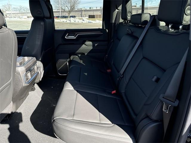 Photo of 2025 Onyx Black GMC Sierra 2500