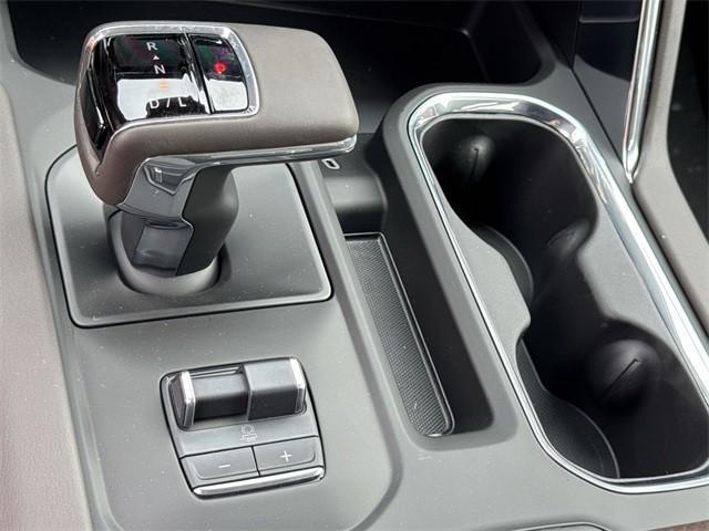 Photo of 2025 Onyx Black GMC Sierra 1500