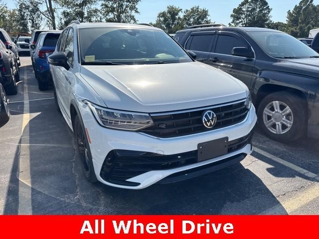 Photo of 2022 Pure White Volkswagen Tiguan