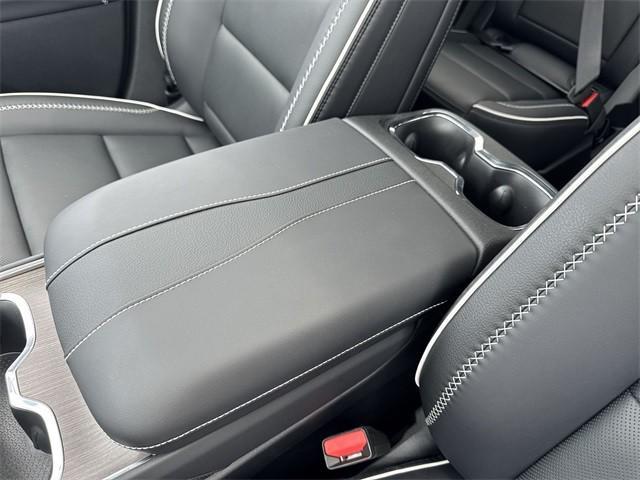 Photo of 2025 Downpour Metallic GMC Acadia