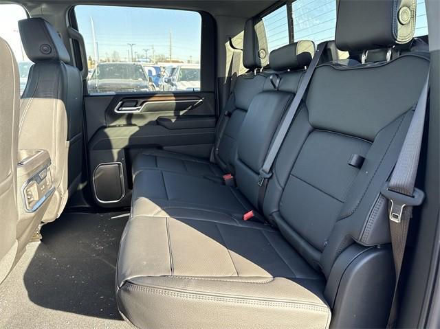 Photo of 2025 Onyx Black GMC Sierra 2500