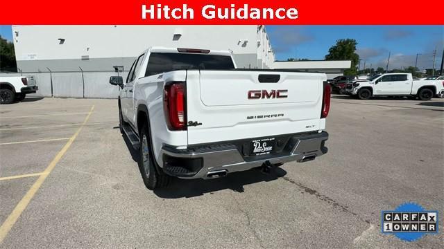 Photo of 2021 Summit White GMC Sierra 1500