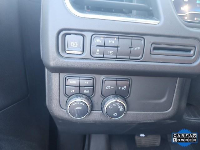 Photo of 2022 Black Chevrolet Suburban