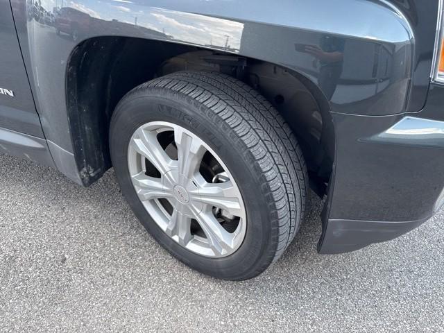 Photo of 2017 Graphite Gray Metallic GMC Terrain