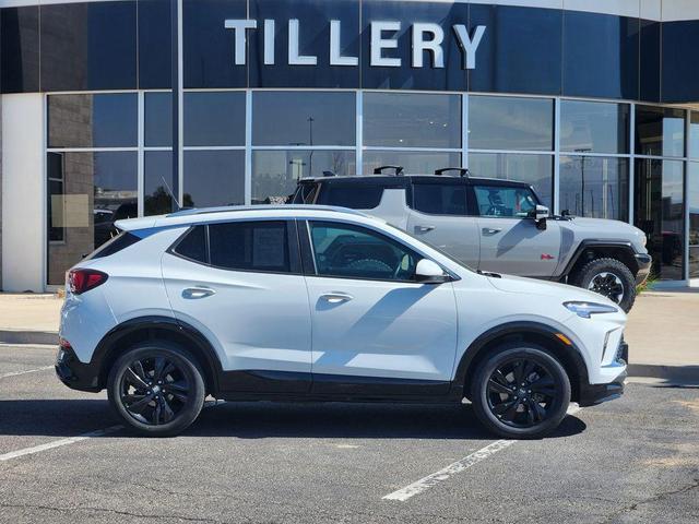 Photo of 2024 Summit White Buick Encore GX
