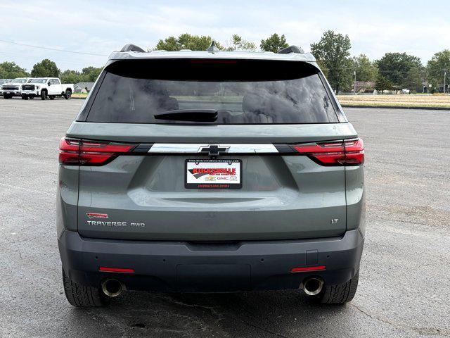 Photo of 2022 Silver Sage Metallic Chevrolet Traverse