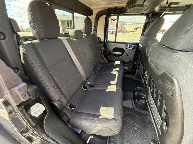 Photo of 2021 Black Clearcoat Jeep Gladiator