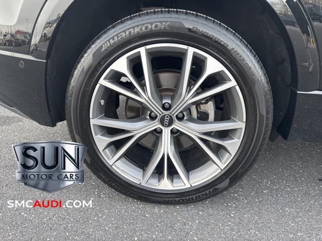 Photo of 2022 Mythos Black Metallic Audi Q8
