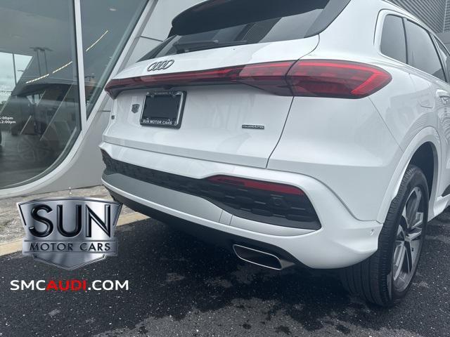 Photo of 2025 Arkona White Audi Q5