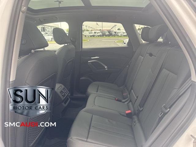 Photo of 2025 Arkona White Audi Q5