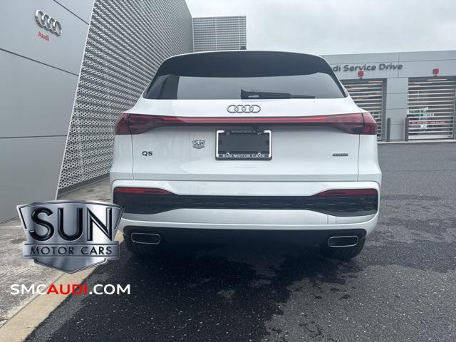 Photo of 2025 Arkona White Audi Q5