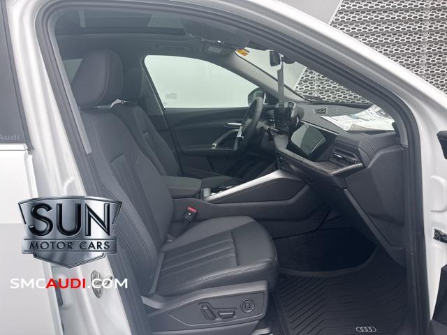 Photo of 2025 Arkona White Audi Q5
